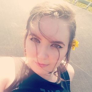 Meet your Posher, Corinna